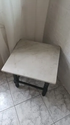 Mesa de canto 