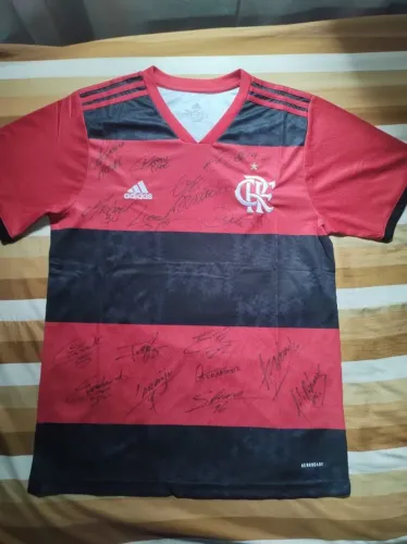 Camisa Não Oficial Flamengo (Tam. GG) - Autografada pelo time
