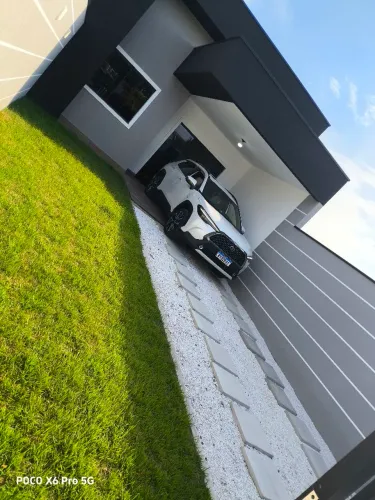 Vendo casa ? nova na praia de Guaratuba 800 metro da praia ?