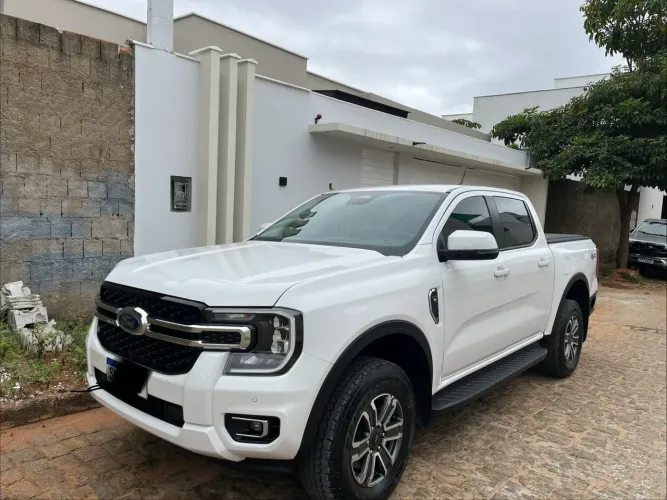 Ford Ranger XLT 3.0 V6 4X4 CD TB Die. Aut. 2025