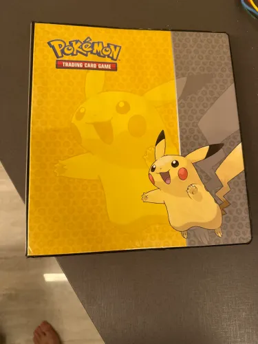 Álbum ultra pro, cartas Pokémon valiosas,+ 250 cartas (ACEITO OFERTAS EM CARTAS AVULSAS