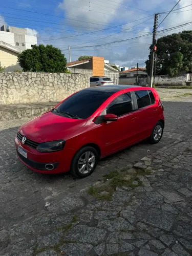 Volkswagen Fox 1.6 MI I Motion Total Flex 8V 5P 2014
