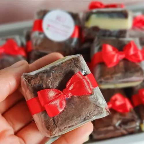 Brownies Recheados Personalizados para Festas e Eventos - Méier