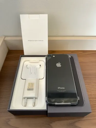 iPhone 8 64GB - NUNCA ATIVADO ( CAIXA ABERTA )