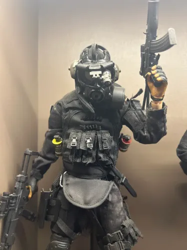 Very Hot Toys 1 6 Scale SDU 2.0 military