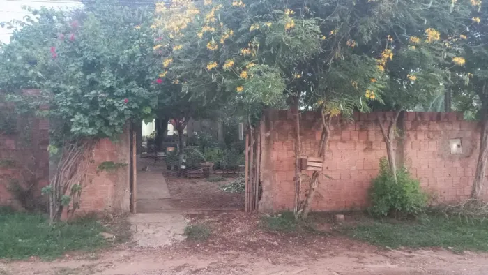Vendo duas casas