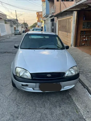 Ford Fiesta Street 1.0 8V 3P 2002