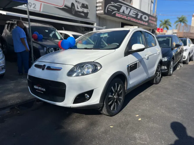 Fiat Palio Sporting Dualogic 1.6 Flex 16V 5P 2013