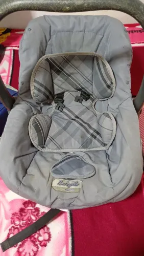 Bebê conforto burigotto