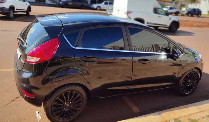 Ford Fiesta Tit./tit.plus 1.6 16V Flex Aut. 2015