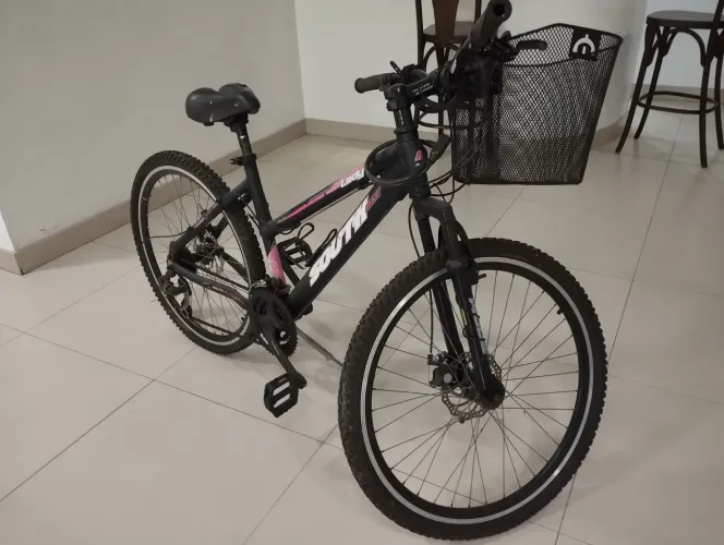 Bicicleta feminina aro 26 