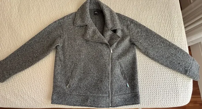 Jaqueta Bouclé Cinza Zara - Tamanho M (Usado 1x)