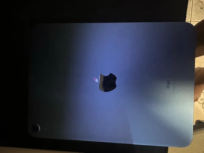 iPad 10Th Gen. Azul 64Gb (sem marcas de uso)
