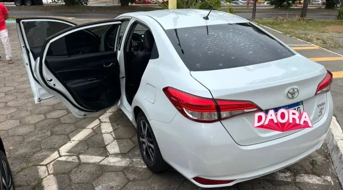 Toyota Yaris XLS Connect Sed. 1.5 Flex 16V Aut. 2022