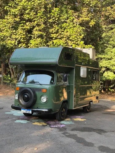 Volkswagen Kombi Standard/ Luxo/ Serie Prata 1980