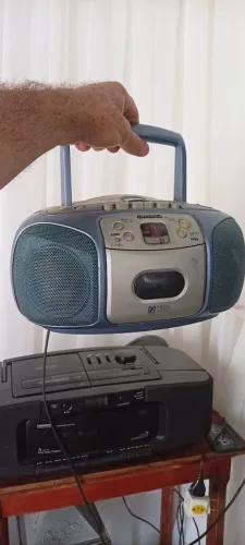 Rádio Aiwa AM/FM - CD - Fita k7
