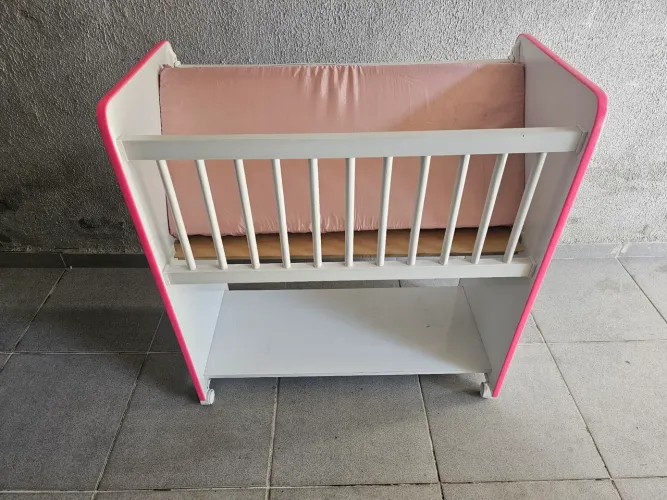 Mini Berço Infantil Menina