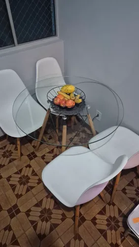 Jogo de mesa Palito eiffeil messa e 4 cadeiras