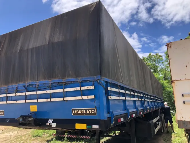 Vendo carreta Librelato Granrleira LS ECO+ , ano 2023, semi nova mesmo . 