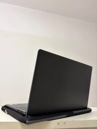 Notebook Dell Inspiron 3511 i7 (Impecável)