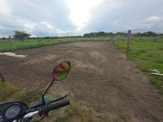 vendo este terreno