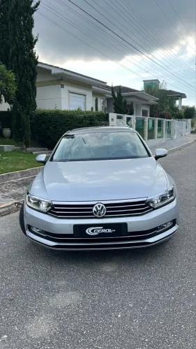 Volkswagen Passat Highline 2.0 TSI 220cv Tip. 2017