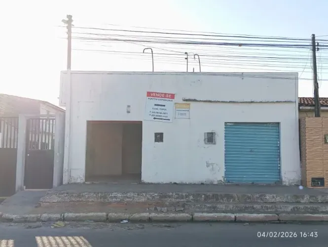 Vende-se Salões Comerciais - Via Principal em Santos Dumont