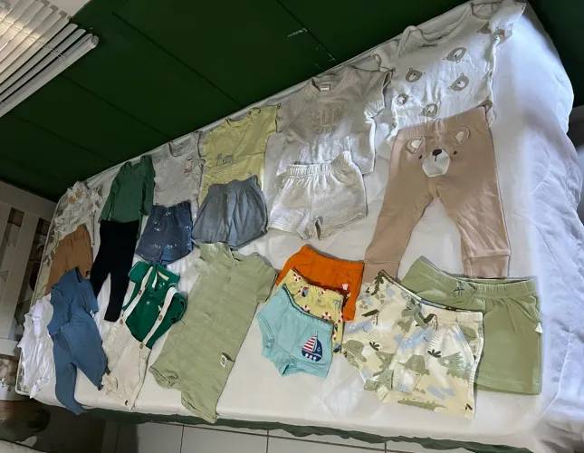 Lote de roupas carters para menino