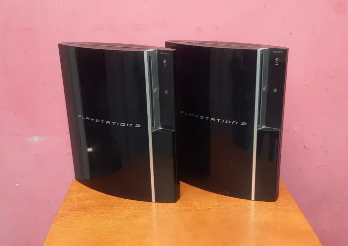 Dois Playstation 3 fat com defeito Vendo no estado 