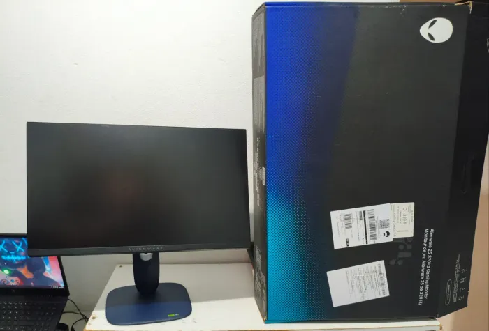 Monitor Gamer Alienware - 320 Hz