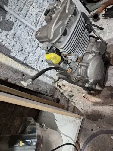 Motor de Twister 300