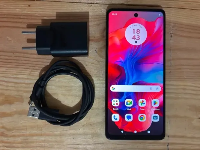 Smartphone Motorola Moto G04s 128GB 4GB RAM Tela 6.6" Grafite