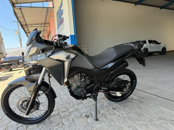Honda Sahara 300 ABS Flex 2024