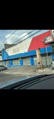 Alugo excelente loja no educandos