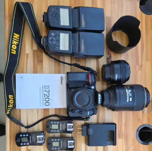 Nikon D7200 + lente macro 105 mm + lente 35 mm + flash e acessórios 