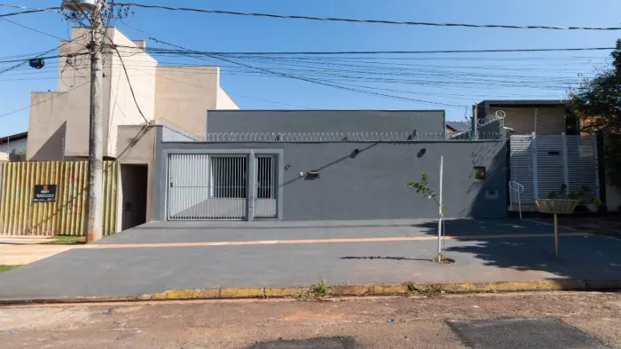 Casa Comercial no Santa Fé