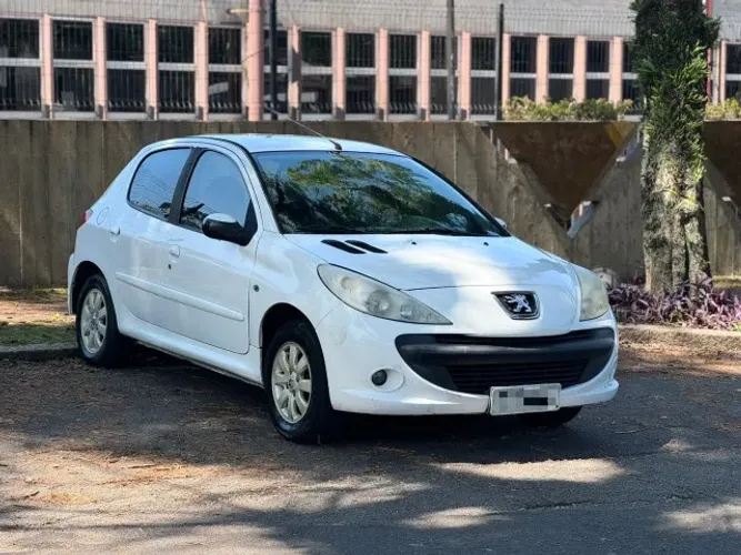 Peugeot 207 XR Sport 1.4 Flex 8V 5P 2009