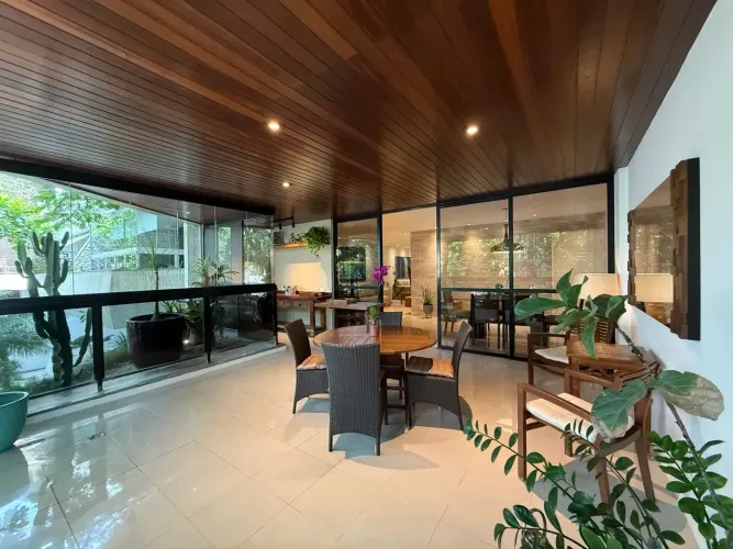 Jardim Oceânico R. Zaco Paraná 160 m² reformado e decorado! varandão 3 quartos amplos /