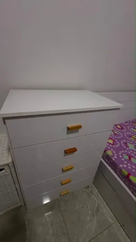 Guarda rouba, cama, comoda.