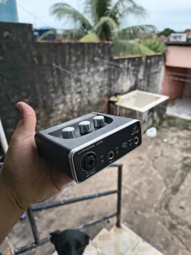 Interface de áudio