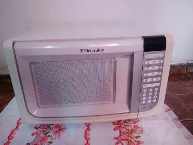 Micro-ondas Electrolux 31 litros