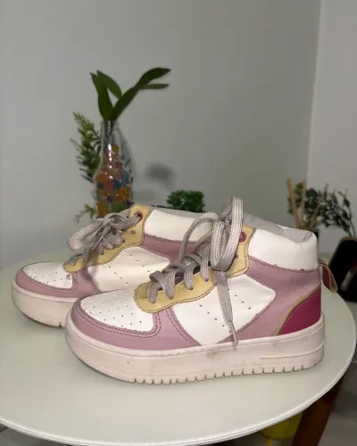 Tênis feminino infantil TAM 32