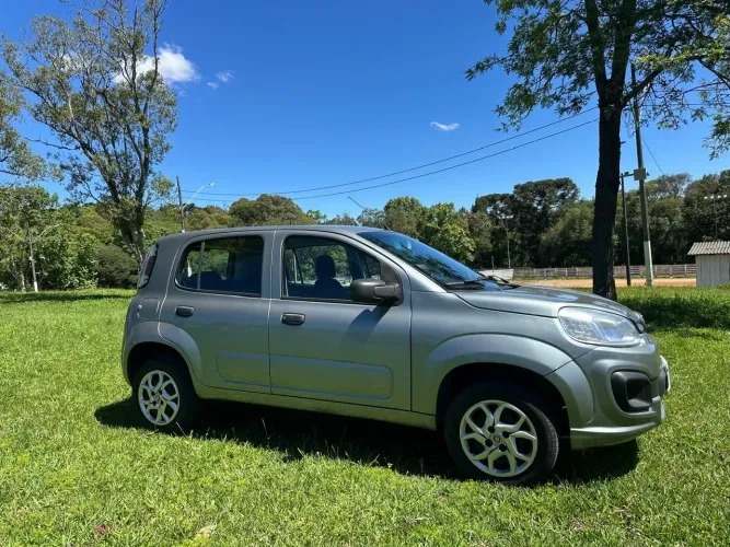 Fiat Uno Attractive 1.0 EVO Fire Flex 8V 5P 2016