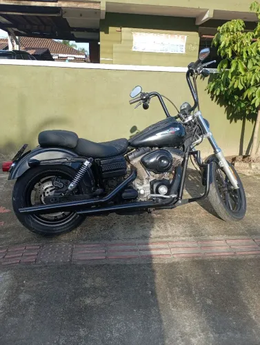 Harley , toda prova, troco