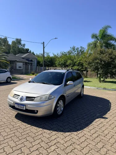 Renault Megane Grand Tour Dynam. Hi-flex 1.6 16V 2013