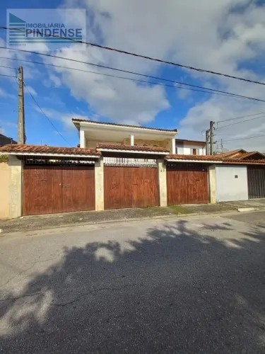 Casa em Chácara da Galega - Pindamonhangaba