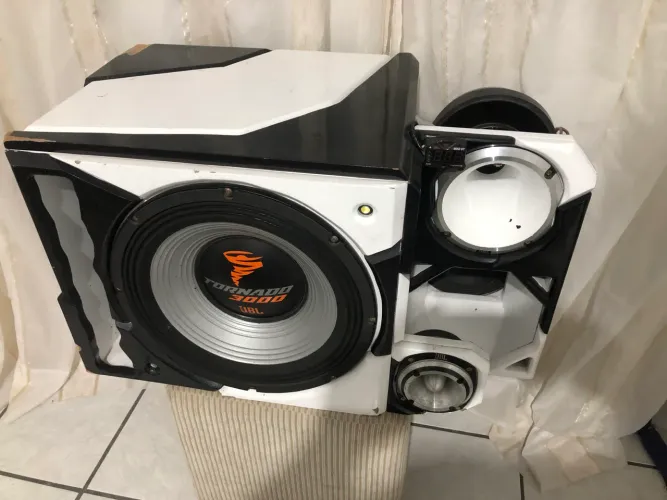 Som 4 vias pra vender ligeiro 