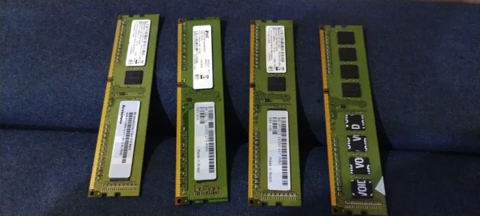 Vendo memória ram 4gb cada uma totalizando 16gb