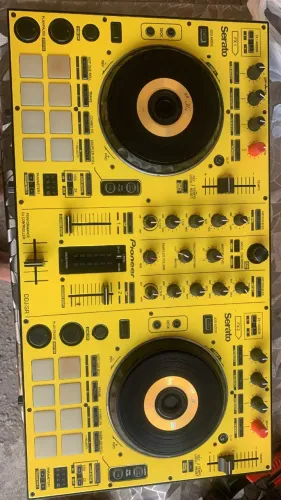Controladora Pioneer DDJ SR 