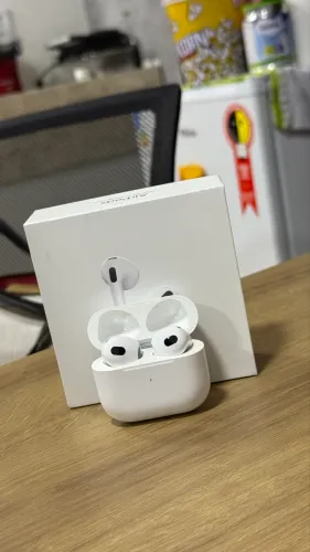 AirPods 3 com caixa